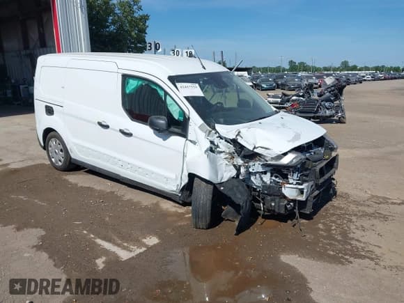 ✅ 2022 Ford Transit Connect XLT • VIN: NM0LS7T21N1523295 • Lot: 42417559. Listed on IAAI with 15,379 mi. Free auction sales archive from the USA and detailed vehicle history report at DreamBid. Image 1.