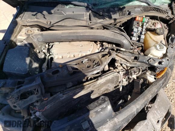 ✅ 2005 Saturn VUE • VIN: 5GZCZ634X5S826580 • Lot: 47013325. Wystawiony na Copart z przebiegiem Nie podano. Bezpłatny archiwum sprzedaży aukcyjnych z USA i szczegółowy raport historii pojazdu na DreamBid. Zdjęcie 13.