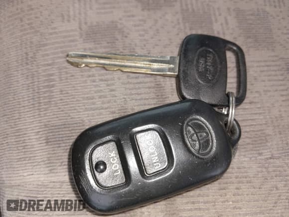 ✅ 2001 Toyota Sienna LE • VIN: 4T3ZF13CX1U372069 • Лот: 43573762. Опубликован ранее на IAAI с пробегом 157 414 миль. Бесплатный доступ к архиву аукционных продаж из США и подробный отчёт об истории автомобиля на DreamBid. Изображение 11.