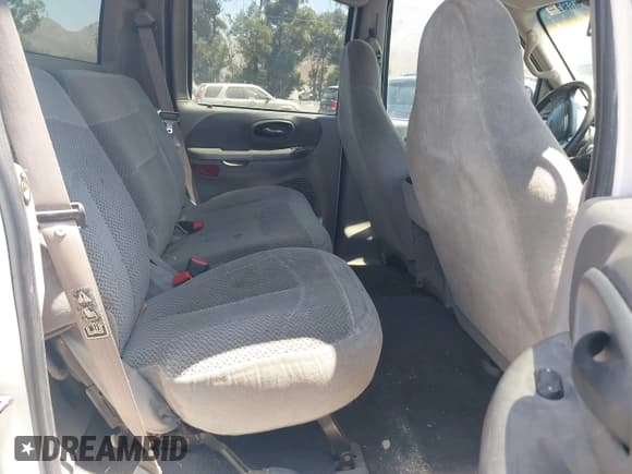 ✅ 2001 Ford F-150 XLT • VIN: 1FTRW07W51KD75369 • Lot: 42708826. Listed on IAAI with Not provided. Free auction sales archive from the USA and detailed vehicle history report at DreamBid. Image 8.