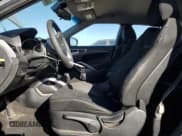 ✅ 2013 Hyundai Veloster w/Black Int • VIN: KMHTC6AD1DU167566 • Lot: 82826274. Wystawiony na Copart z przebiegiem 193 818 mil. Bezpłatny archiwum sprzedaży aukcyjnych z USA i szczegółowy raport historii pojazdu na DreamBid. Zdjęcie 7.