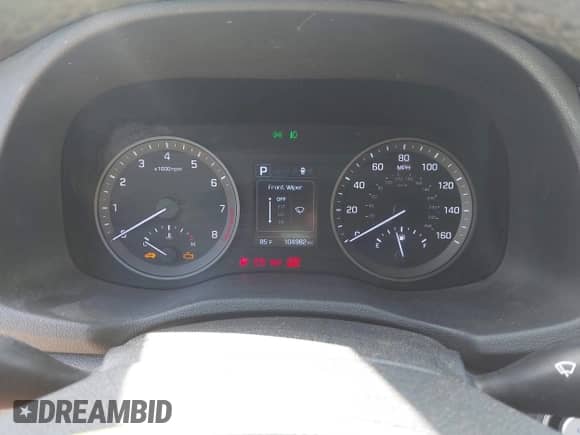 2018 Hyundai Tucson SEL z VIN KM8J33A41JU695772, wystawiony jako IAAI lot #43318562 z przebiegiem 104 982 mil mil oraz . Historia ofert i sprzedaży dostępna na DreamBid. Obrazek 7.