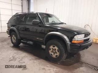 2005 Chevrolet Blazer LS with VIN 1GNCT18X35K100432, listed as a IAAI auction lot 42114887 with 172,765 mi miles and . Bid and sale history available at DreamBid. Image 1.