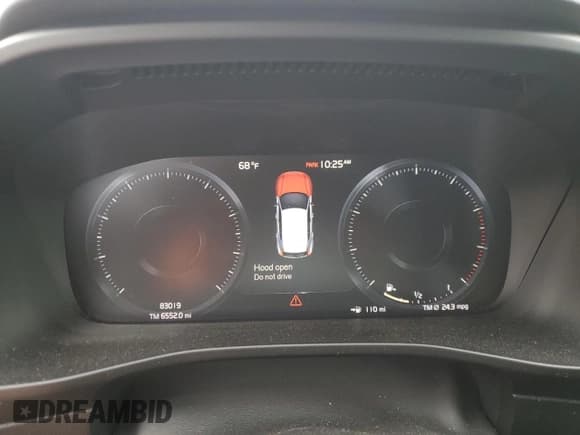 ✅ 2019 Volvo XC40 R-Design • VIN: YV4AC2HM9K2074892 • Lot: 86101805. Listed on Copart with 83,019 mi. Free auction sales archive from the USA and detailed vehicle history report at DreamBid. Image 9.