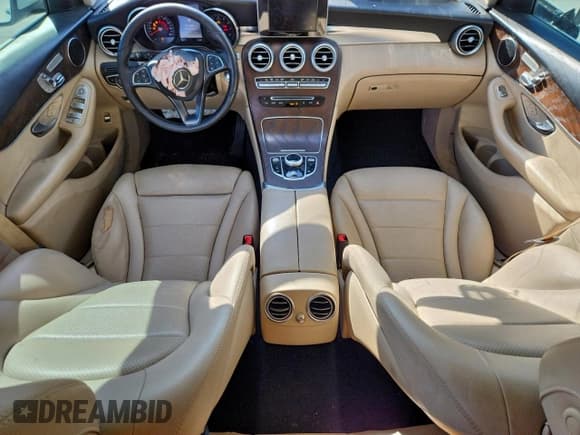 ✅ 2019 Mercedes-Benz GLC 300 • VIN: WDC0G4JB9K1000699 • Lot: 94906905. Listed on Copart with 124,583 mi. Free auction sales archive from the USA and detailed vehicle history report at DreamBid. Image 8.