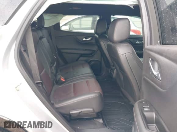 2020 Chevrolet Blazer RS z VIN 3GNKBERS9LS728781, wystawiony jako IAAI lot #43170646 z przebiegiem 87 195 mil mil oraz . Historia ofert i sprzedaży dostępna na DreamBid. Obrazek 8.