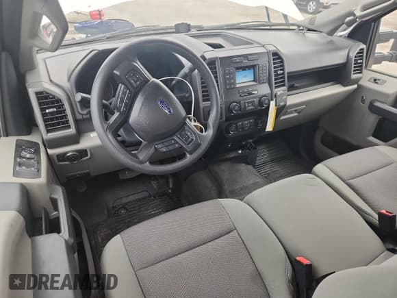 ✅ 2022 Ford F-250 XL • VIN: 1FT7X2B60NEE90361 • Lot: 70655705. Wystawiony na Copart z przebiegiem 3 803 mil. Bezpłatny archiwum sprzedaży aukcyjnych z USA i szczegółowy raport historii pojazdu na DreamBid. Zdjęcie 8.