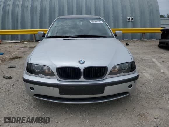 ✅ 2002 BMW 3 Series 325xi • VIN: WBAEU33442PF65582 • Lot: 58799335. Listed on Copart with 142,464 mi. Free auction sales archive from the USA and detailed vehicle history report at DreamBid. Image 5.