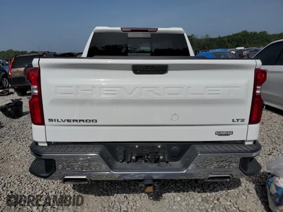 ✅ 2019 Chevrolet Silverado 1500 LTZ • VIN: 1GCUYGED7KZ150524 • Lot: 65519444. Wystawiony na Copart z przebiegiem 61 792 mil. Bezpłatny archiwum sprzedaży aukcyjnych z USA i szczegółowy raport historii pojazdu na DreamBid. Zdjęcie 6.