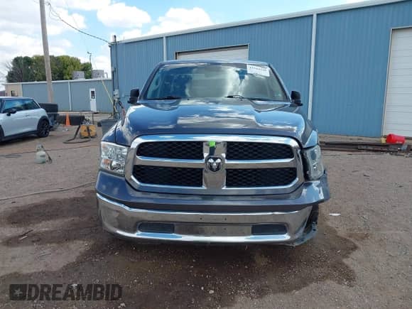 2019 Ram 1500 Tradesman z VIN 1C6RR6FT5KS741972, wystawiony jako IAAI lot #43344248 z przebiegiem 119 411 mil mil oraz . Historia ofert i sprzedaży dostępna na DreamBid. Obrazek 13.