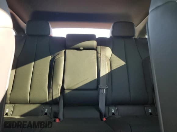 ✅ 2024 Acura ZDX w/A-Spec Package • VIN: 4W5KHMRK5RZ518663 • Lot: 81498925. Wystawiony na Copart z przebiegiem 3 641 mil. Bezpłatny archiwum sprzedaży aukcyjnych z USA i szczegółowy raport historii pojazdu na DreamBid. Zdjęcie 10.