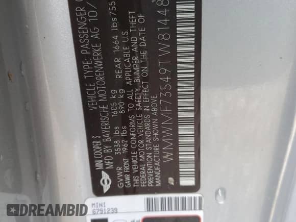 2009 MINI Hardtop S с VIN WMWMF73549TW81448, выставлен на аукционе Copart как лот 82073805 с пробегом 145 694 миль миль и Списание • Salvage title. История ставок и продаж доступна на DreamBid. Изображение 12.