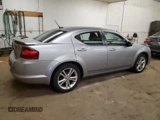 ✅ 2013 Dodge Avenger SE V6 • VIN: 1C3CDZAG2DN717742 • Лот: 80430474. Опубликован ранее на Copart с пробегом 145 122 миль. Бесплатный доступ к архиву аукционных продаж из США и подробный отчёт об истории автомобиля на DreamBid. Изображение 3.