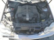 ✅ 2003 Mercedes-Benz C 240 • VIN: WDBRF81J23F393382 • Lot: 54593665. Wystawiony na Copart z przebiegiem Nie podano. Bezpłatny archiwum sprzedaży aukcyjnych z USA i szczegółowy raport historii pojazdu na DreamBid. Zdjęcie 11.