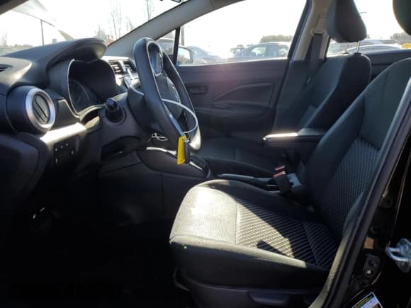 ✅ 2021 Nissan Versa S • VIN: 3N1CN8DV9ML892179 • Лот: 51034415. Опубликован ранее на Copart с пробегом 95 386 миль. Бесплатный доступ к архиву аукционных продаж из США и подробный отчёт об истории автомобиля на DreamBid. Изображение 7.