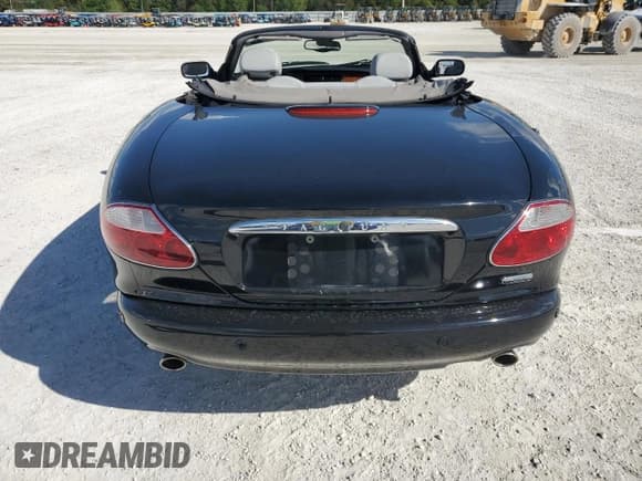 ✅ 2003 Jaguar XK • VIN: SAJDA42C232A32216 • Lot: 80443254. Wystawiony na Copart z przebiegiem Nie podano. Bezpłatny archiwum sprzedaży aukcyjnych z USA i szczegółowy raport historii pojazdu na DreamBid. Zdjęcie 6.
