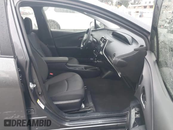 ✅ 2016 Toyota Prius Two • VIN: JTDKBRFU2G3023256 • Lot: 43667464. Listed on IAAI with 71,608 mi. Free auction sales archive from the USA and detailed vehicle history report at DreamBid. Image 5.