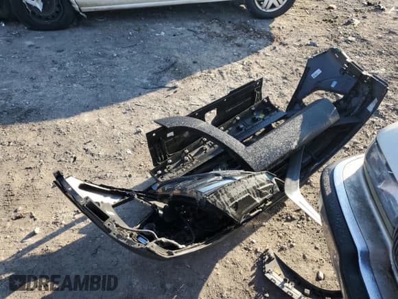 ✅ 2022 Hyundai Tucson Limited • VIN: 5NMJE3AE0NH027336 • Lot: 72318014. Wystawiony na Copart z przebiegiem 55 740 mil. Bezpłatny archiwum sprzedaży aukcyjnych z USA i szczegółowy raport historii pojazdu na DreamBid. Zdjęcie 13.