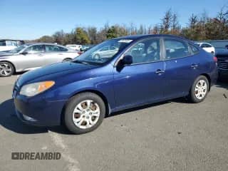 2009 Hyundai Elantra GLS z VIN KMHDU46D89U717092, wystawiony jako Copart lot #89436895 z przebiegiem 135 509 mil mil oraz Czysty tytuł • Clean title. Historia ofert i sprzedaży dostępna na DreamBid. Obrazek 1.