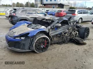 ✅ 2015 McLaren 650S • VIN: SBM11FAA2FW004897 • Lot: 50715275. Wystawiony na Copart z przebiegiem Nie podano. Bezpłatny archiwum sprzedaży aukcyjnych z USA i szczegółowy raport historii pojazdu na DreamBid. Zdjęcie 1.