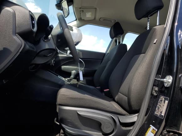 ✅ 2022 Hyundai Venue SE • VIN: KMHRB8A32NU149059 • Lot: 56789275. Listed on Copart with 37,409 mi. Free auction sales archive from the USA and detailed vehicle history report at DreamBid. Image 7.