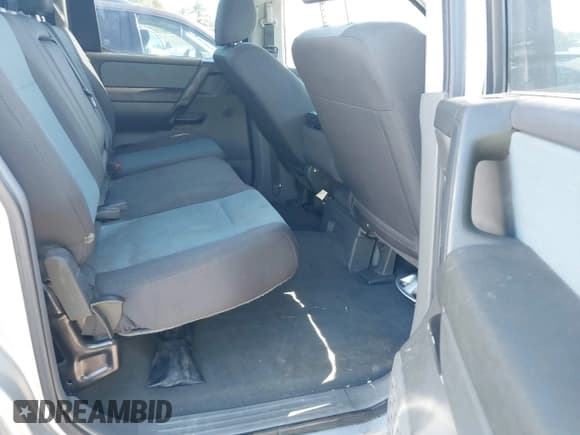 ✅ 2007 Nissan Titan SE • VIN: 1N6BA07A67N234335 • Lot: 43500883. Listed on IAAI with 259,847 mi. Free auction sales archive from the USA and detailed vehicle history report at DreamBid. Image 8.