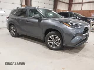 ✅ 2024 Toyota Highlander LE • VIN: 5TDKDRBH1RS541475 • Lot: 43758462. Listed on IAAI with 41,092 mi. Free auction sales archive from the USA and detailed vehicle history report at DreamBid. Image 1.