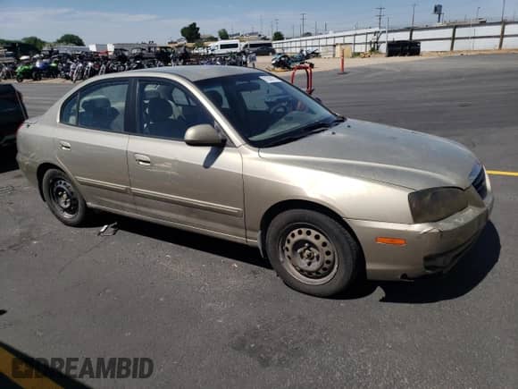 2005 Hyundai Elantra GLS z VIN KMHDN46D35U149616, wystawiony jako Copart lot #81009975 z przebiegiem 233 904 mil mil oraz Szkoda całkowita • Salvage title. Historia ofert i sprzedaży dostępna na DreamBid. Obrazek 4.