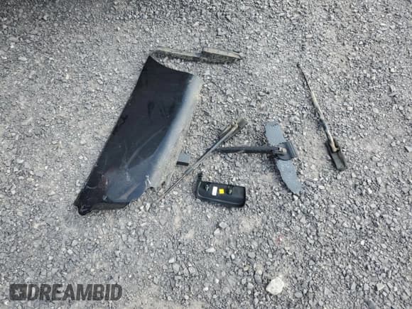 ✅ 2015 Ford Expedition Max Limited • VIN: 1FMJK2AT7FEF42402 • Lot: 68181625. Wystawiony na Copart z przebiegiem 119 629 mil. Bezpłatny archiwum sprzedaży aukcyjnych z USA i szczegółowy raport historii pojazdu na DreamBid. Zdjęcie 13.