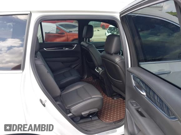 ✅ 2020 Cadillac XT6 FWD Premium Luxury • VIN: 1GYKPCRS9LZ184603 • Lot: 42741672. Listed on IAAI with 57,132 mi. Free auction sales archive from the USA and detailed vehicle history report at DreamBid. Image 8.