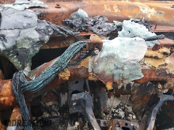 ✅ 2011 Chevrolet Silverado 2500HD Work Truck • VIN: 1GC0CVCGXBF129487 • Lot: 55663275. Wystawiony na Copart z przebiegiem Nie podano. Bezpłatny archiwum sprzedaży aukcyjnych z USA i szczegółowy raport historii pojazdu na DreamBid. Zdjęcie 9.