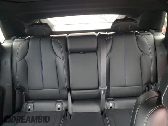 ✅ 2023 Cadillac LYRIQ RWD Luxury • VIN: 1GYKPMRK8PZ002854 • Lot: 81065575. Wystawiony na Copart z przebiegiem 42 105 mil. Bezpłatny archiwum sprzedaży aukcyjnych z USA i szczegółowy raport historii pojazdu na DreamBid. Zdjęcie 10.