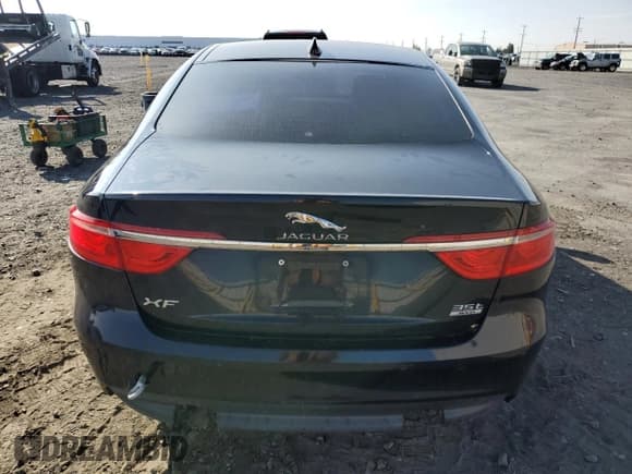 ✅ 2016 Jaguar XF 35t Premium • VIN: SAJBJ4BV0GCY19624 • Лот: 81081855. Опубликован ранее на Copart с пробегом 118 342 миль. Бесплатный доступ к архиву аукционных продаж из США и подробный отчёт об истории автомобиля на DreamBid. Изображение 6.