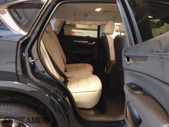 ✅ 2025 Mazda CX-5 S Preferred • VIN: JM3KFBCL2S0542039 • Lot: 43399815. Listed on IAAI with 4,327 mi. Free auction sales archive from the USA and detailed vehicle history report at DreamBid. Image 8.