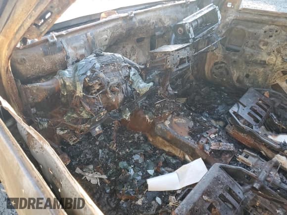 ✅ 2004 Chevrolet Colorado 1SB LS Z85 • VIN: 1GCCS136948102496 • Лот: 61128805. Опубликован ранее на Copart с пробегом Не указан. Бесплатный доступ к архиву аукционных продаж из США и подробный отчёт об истории автомобиля на DreamBid. Изображение 8.