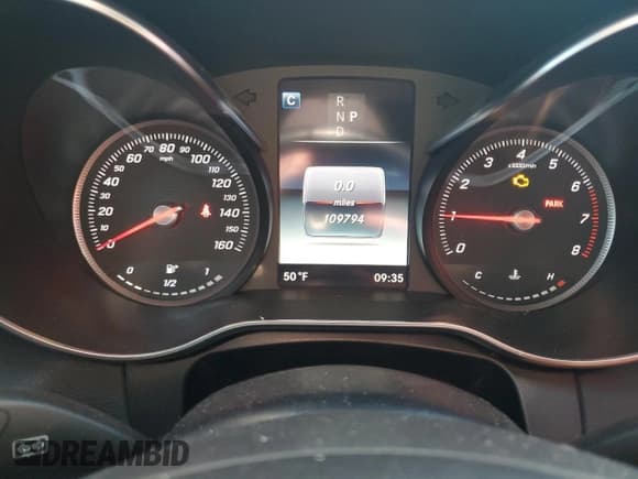 ✅ 2018 Mercedes-Benz C 300 • VIN: WDDWJ4KB7JF736919 • Lot: 54312225. Wystawiony na Copart z przebiegiem 109 794 mil. Bezpłatny archiwum sprzedaży aukcyjnych z USA i szczegółowy raport historii pojazdu na DreamBid. Zdjęcie 9.