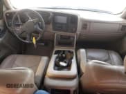 ✅ 2003 Chevrolet Silverado 2500HD LS • VIN: 1GCHC29U53E320515 • Lot: 52513575. Listed on Copart with 194,888 mi. Free auction sales archive from the USA and detailed vehicle history report at DreamBid. Image 8.