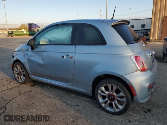✅ 2015 FIAT 500 Sport • VIN: 3C3CFFBRXFT696232 • Lot: 90688655. Listed on Copart with 129,080 mi. Free auction sales archive from the USA and detailed vehicle history report at DreamBid. Image 2.