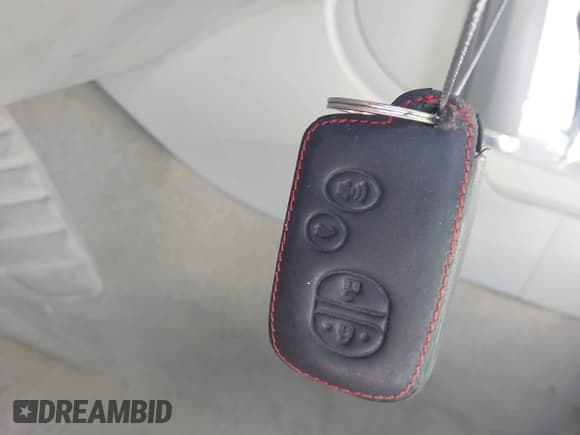 ✅ 2007 Toyota Camry • VIN: JTNBB46K973028189 • Lot: 43476571. Wystawiony na IAAI z przebiegiem 249 913 mil. Bezpłatny archiwum sprzedaży aukcyjnych z USA i szczegółowy raport historii pojazdu na DreamBid. Zdjęcie 11.