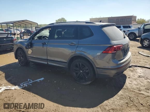 ✅ 2022 Volkswagen Tiguan SE R-Line Black • VIN: 3VV8B7AX0NM017498 • Lot: 84436125. Listed on Copart with 46,845 mi. Free auction sales archive from the USA and detailed vehicle history report at DreamBid. Image 2.
