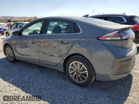 ✅ 2020 Hyundai Ioniq Limited • VIN: KMHC85LJ8LU061015 • Lot: 81837335. Listed on Copart with 42,557 mi. Free auction sales archive from the USA and detailed vehicle history report at DreamBid. Image 2.