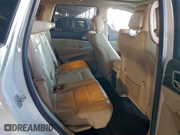 ✅ 2020 Jeep Grand Cherokee Limited • VIN: 1C4RJFBG9LC109058 • Лот: 94889725. Опубликован ранее на Copart с пробегом 55 792 миль. Бесплатный доступ к архиву аукционных продаж из США и подробный отчёт об истории автомобиля на DreamBid. Изображение 11.