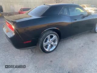 ✅ 2009 Dodge Challenger R/T • VIN: 2B3LJ54T89H504205 • Lot: 44656995. Wystawiony na Copart z przebiegiem 44 071 mil. Bezpłatny archiwum sprzedaży aukcyjnych z USA i szczegółowy raport historii pojazdu na DreamBid. Zdjęcie 4.