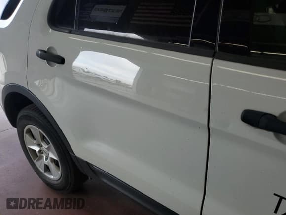 ✅ 2014 Ford Explorer • VIN: 1FM5K8B82EGB80528 • Lot: 42325185. Listed on IAAI with 152,073 mi. Free auction sales archive from the USA and detailed vehicle history report at DreamBid. Image 1.