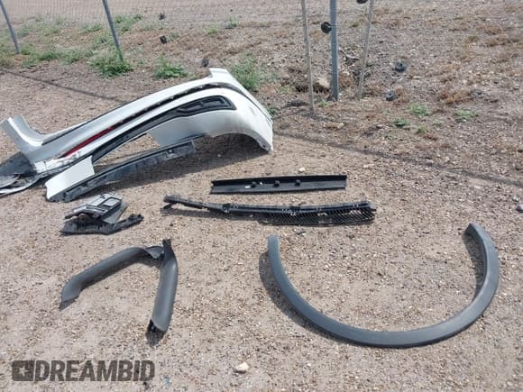 ✅ 2024 Volkswagen Tiguan SE R-Line Black • VIN: 3VVCB7AX5RM053896 • Lot: 41883670. Listed on IAAI with 11,239 mi. Free auction sales archive from the USA and detailed vehicle history report at DreamBid. Image 12.