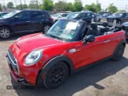 ✅ 2017 MINI Convertible Cooper S • VIN: WMWWG9C53H3C22950 • Lot: 42297714. Wystawiony na IAAI z przebiegiem 22 613 mil. Bezpłatny archiwum sprzedaży aukcyjnych z USA i szczegółowy raport historii pojazdu na DreamBid. Zdjęcie 17.