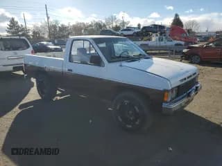 ✅ 1987 Nissan Hardbody E • VIN: JN6ND11S4HW011430 • Lot: 81785214. Wystawiony na Copart z przebiegiem 334 566 mil. Bezpłatny archiwum sprzedaży aukcyjnych z USA i szczegółowy raport historii pojazdu na DreamBid. Zdjęcie 4.