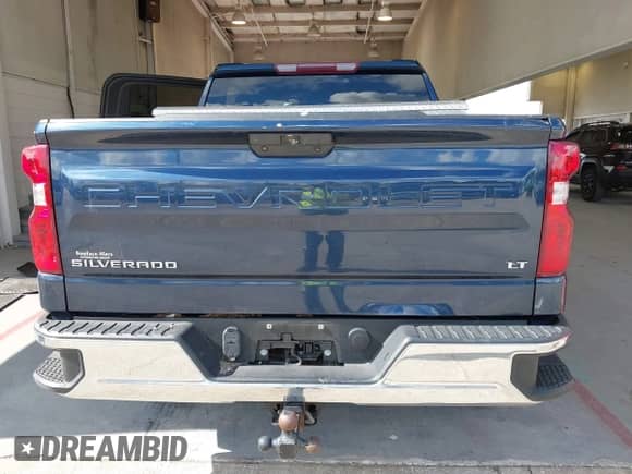 2022 Chevrolet Silverado 1500 LT z VIN 1GCPWCED0NZ157010, wystawiony jako IAAI lot #42592135 z przebiegiem 73 037 mil mil oraz . Historia ofert i sprzedaży dostępna na DreamBid. Obrazek 16.