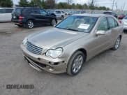 ✅ 2005 Mercedes-Benz C 240 • VIN: WDBRF81J35F665750 • Lot: 41898295. Listed on IAAI with 82,991 mi. Free auction sales archive from the USA and detailed vehicle history report at DreamBid. Image 4.