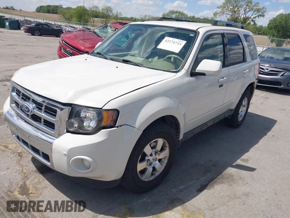 ✅ 2011 Ford Escape Limited • VIN: 1FMCU0EG4BKA38230 • Лот: 42274723. Опубликован ранее на IAAI с пробегом 181 000 миль. Бесплатный доступ к архиву аукционных продаж из США и подробный отчёт об истории автомобиля на DreamBid. Изображение 2.